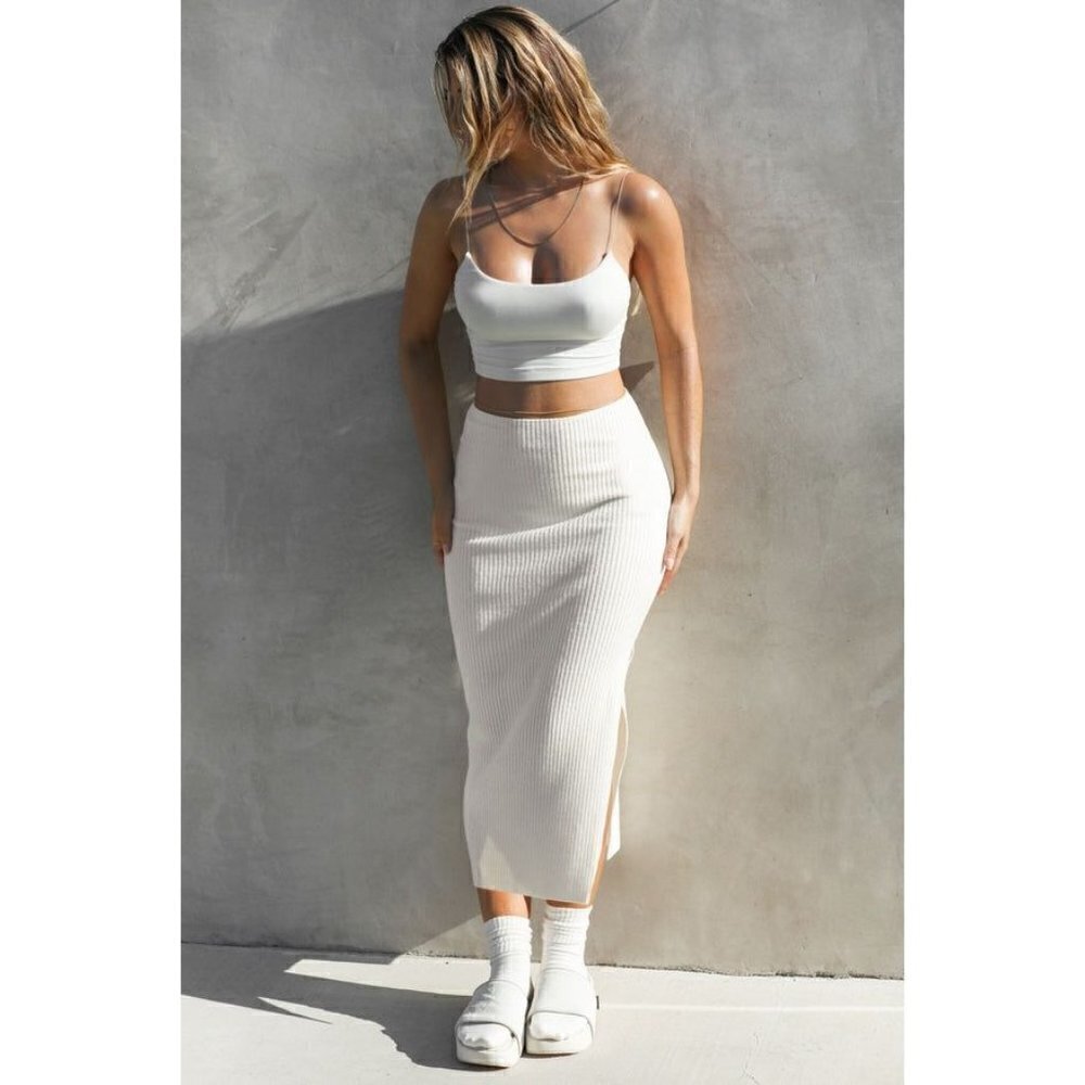 NWT Joah Brown Ribbed Side Slit Midi Skirt Natural Cream Size S/M